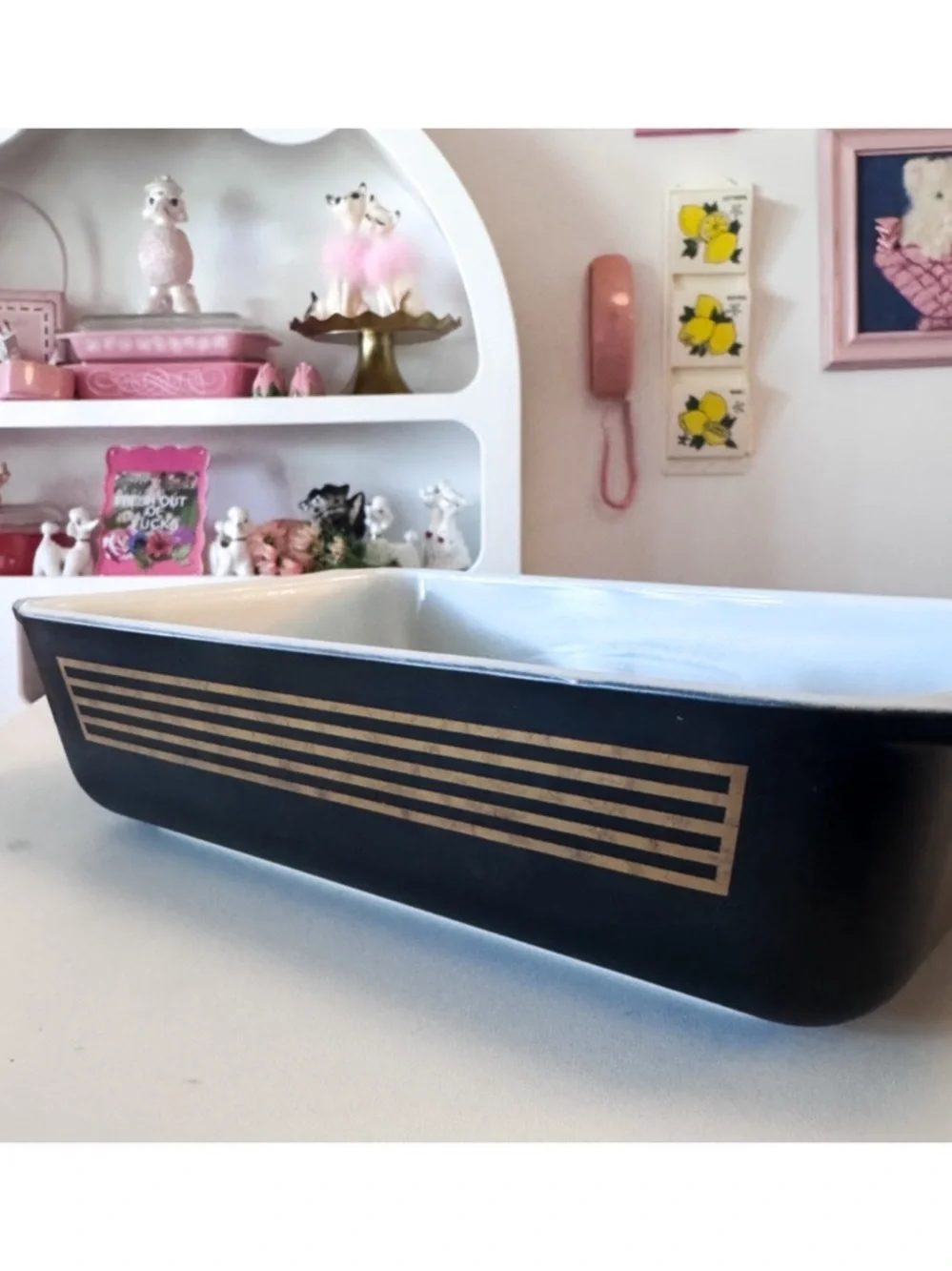 Pyrex 575 Musical Staff Space Saver Casserole w/ Lid, Black Gold, Vintage 1958